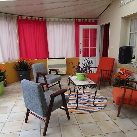 Chambre D'Hotes Mansardee Saint-Ouen-les-Vignes Exterior foto